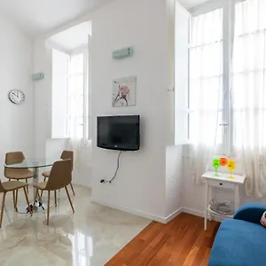 Hc Claudia Apartament Cagliari